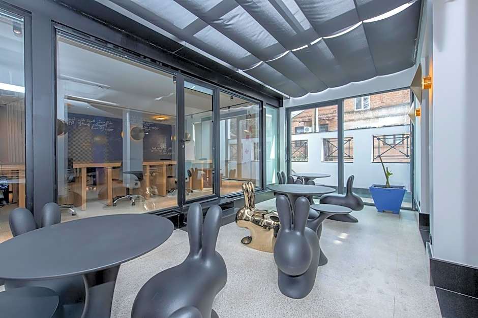 Urban Boutique Hotel
