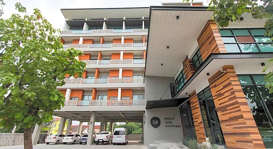 Space 59 Hotel