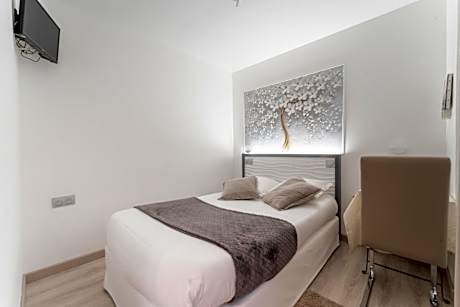 Superior Single Room