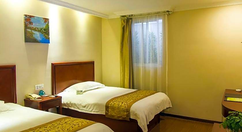 GreenTree Inn Jingjiang Bus Station Express Hotel