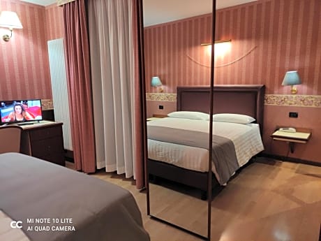 Double Room with Mountain View