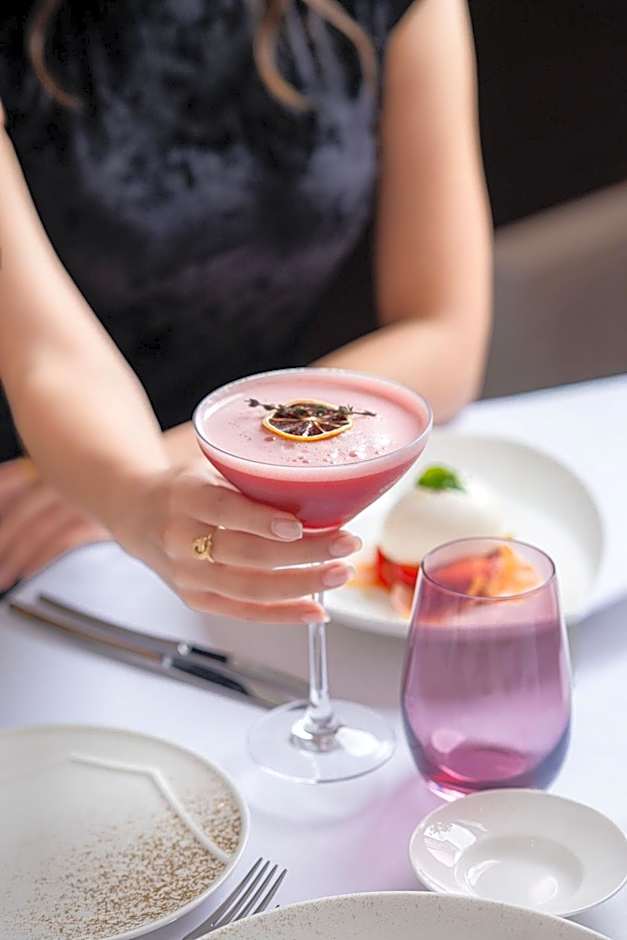 Al Bustan Palace, a Ritz-Carlton Hotel