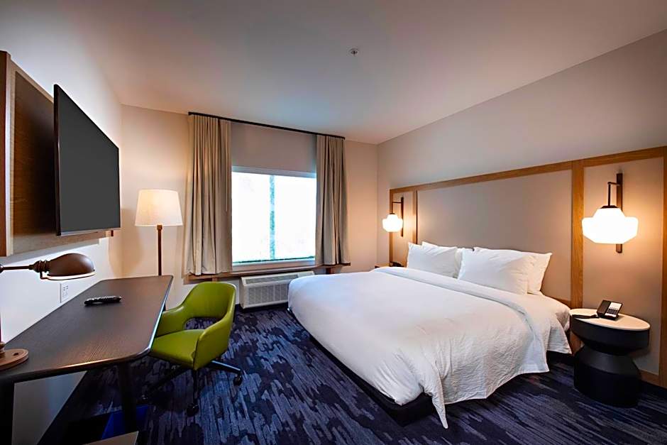 Fairfield Inn & Suites By Marriott Dayton North
