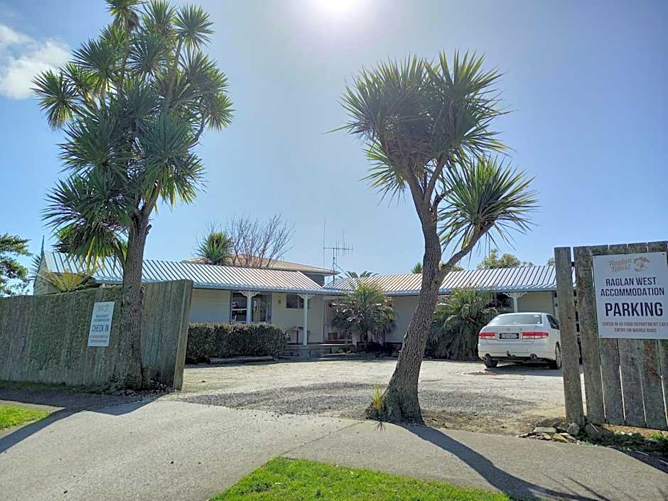 Raglan West Accommodation Units