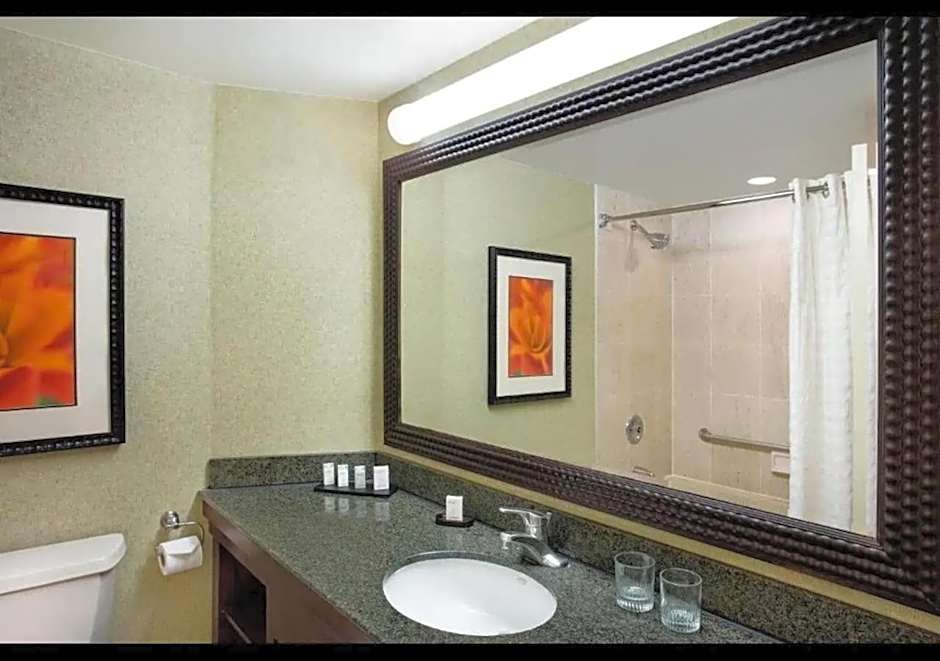 Harmony Suites Secaucus Meadowlands