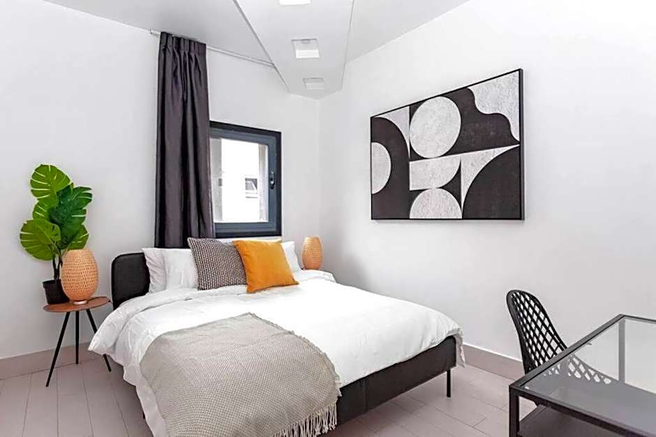 2Bedroom Suite 9 with shelter