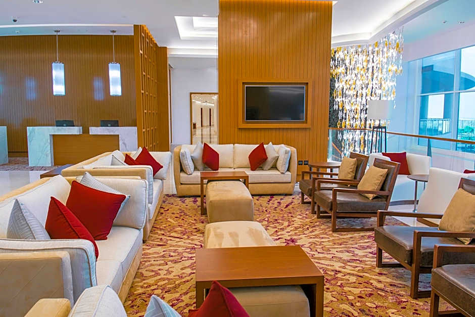 Crowne Plaza Muscat OCEC By IHG