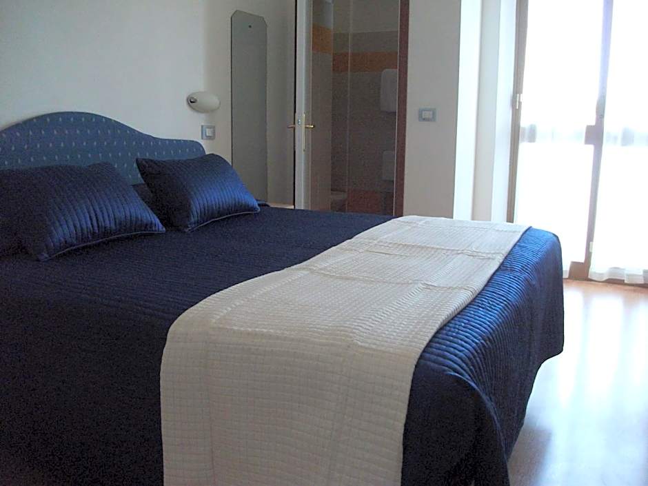 Hotel Tirrenia