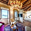 Hotel Monaco & Grand Canal