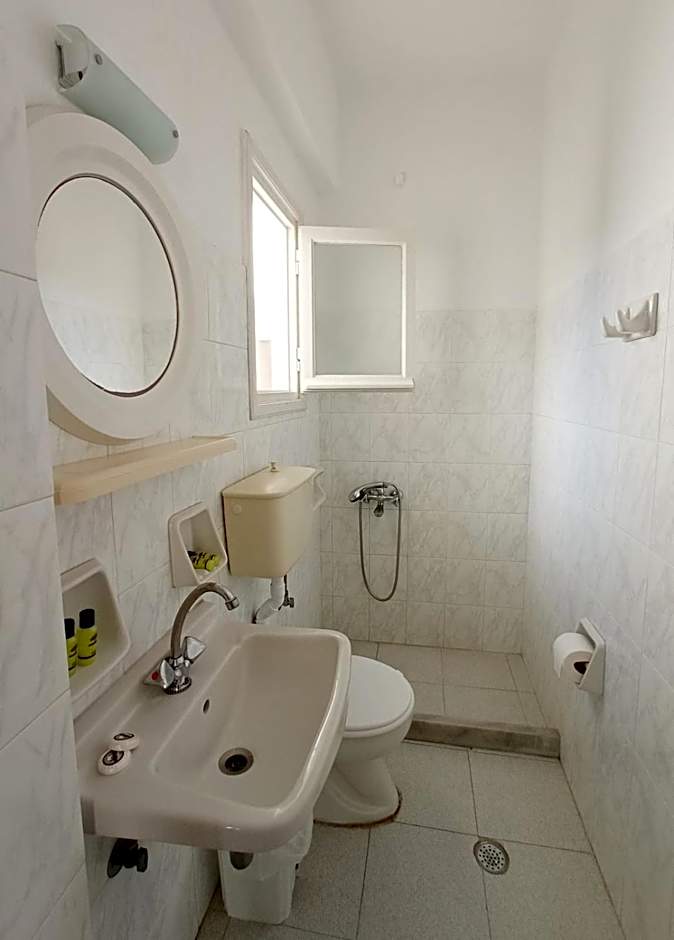 Ammosis Inn – Naxos City, UT
