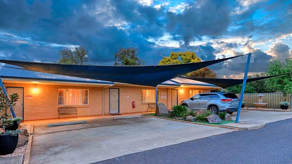 Edward Parry Motel and Apartments