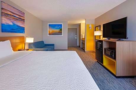 Deluxe King Room - Non-Smoking