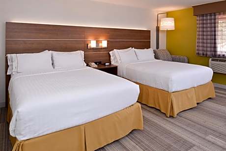 Premium Queen Room with Two Queen Beds
