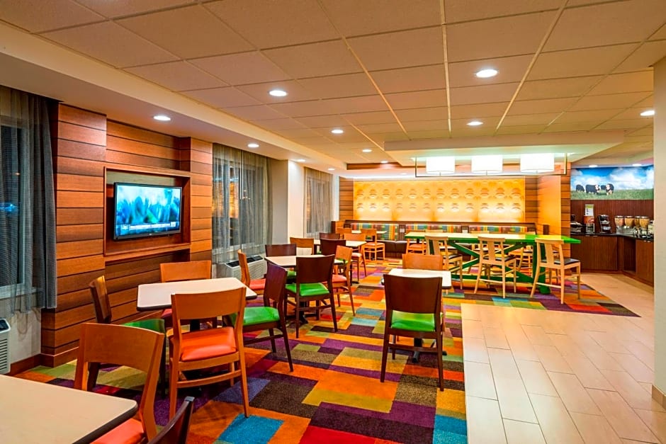 Fairfield Inn & Suites by Marriott Allentown Bethlehem/Lehigh Valley Airport