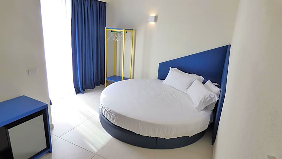 Hotel Trevi