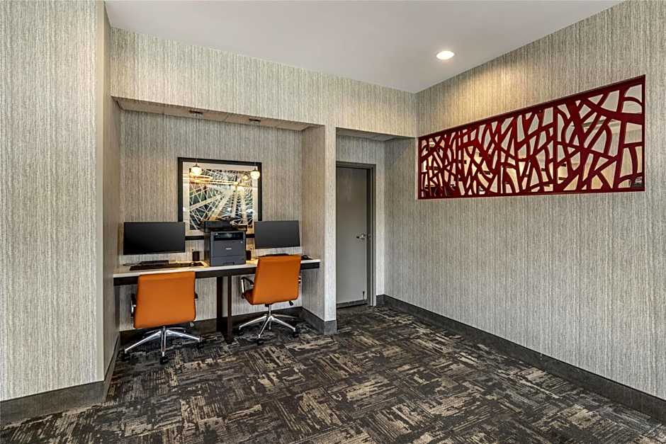 Best Western Plus Castlerock Inn & Suites