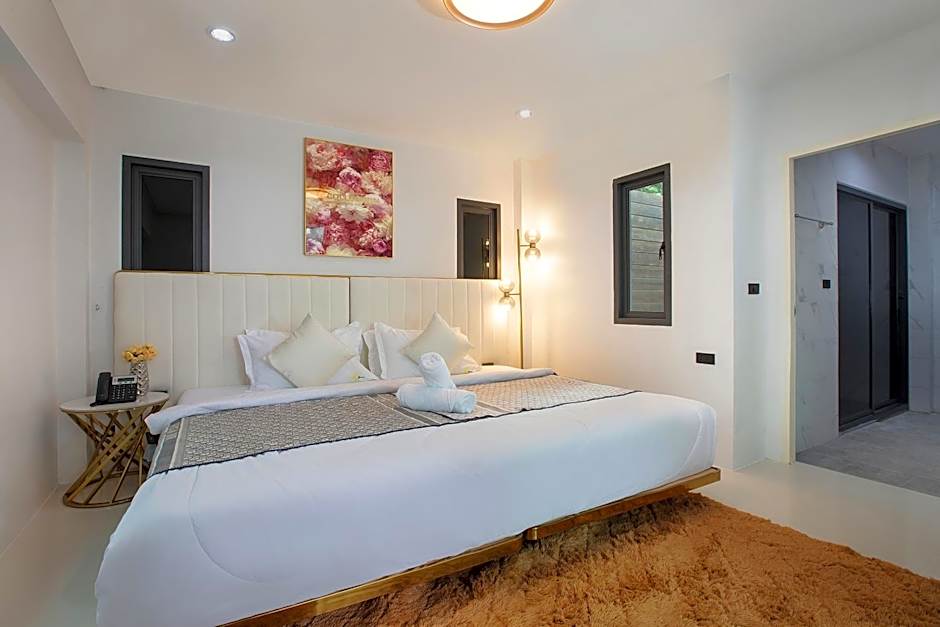 Nariya Bayfront Phuket