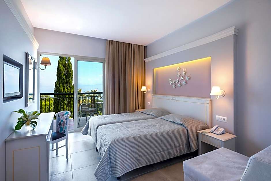 Photo 1 of 5 of Superior 1 Double Bed or 2 Beds, Sea View