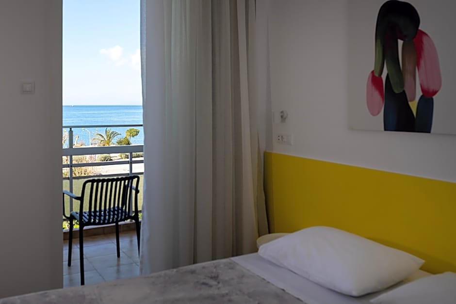 Delfini Hotel Patras