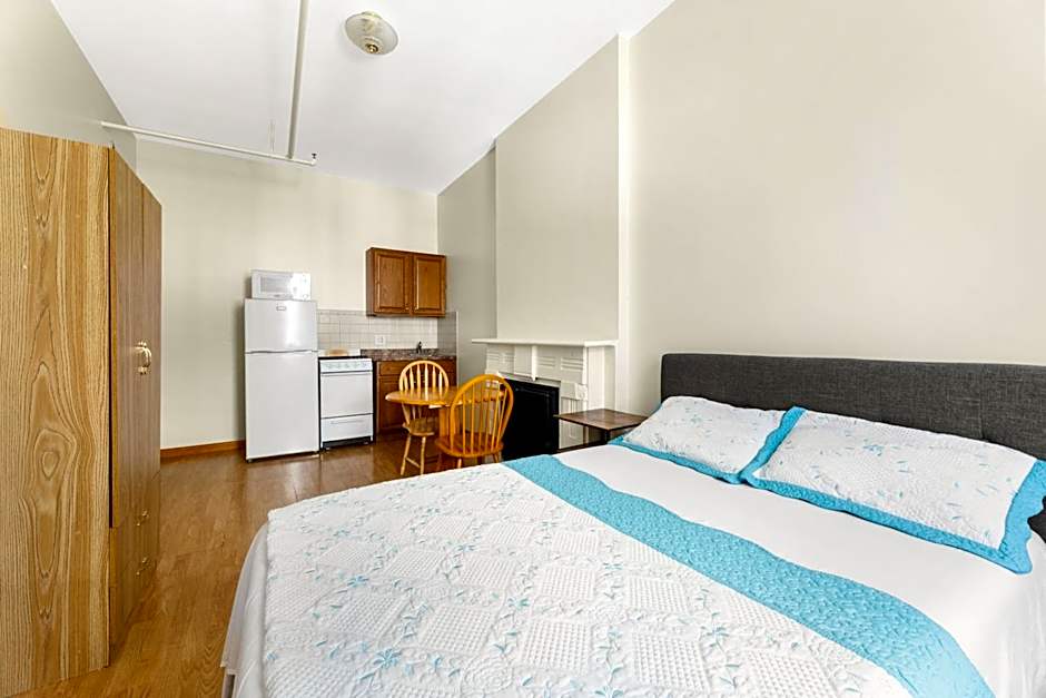 West 30th Street Guest House