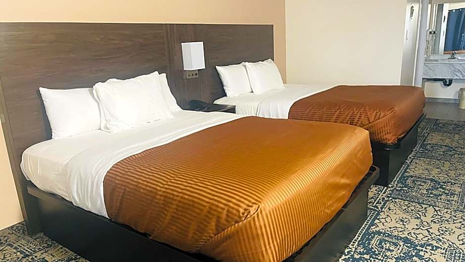 Falls Lodge & Suites