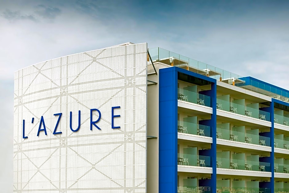 L'Azure Hotel 4* Sup