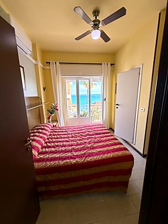 Double Room with Balcony (2 Adults + 1 Child)