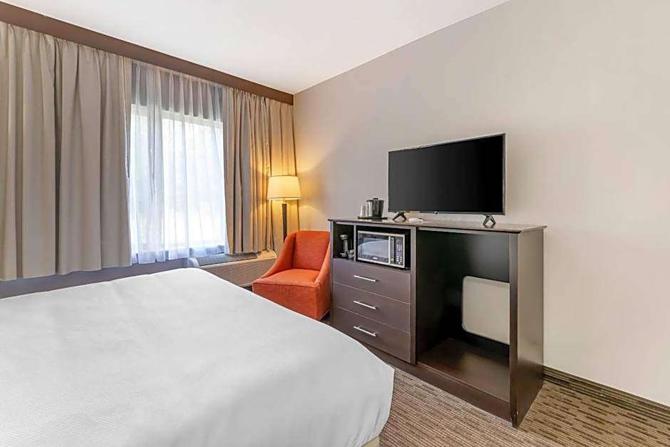 Comfort Inn & Suites New Lisbon