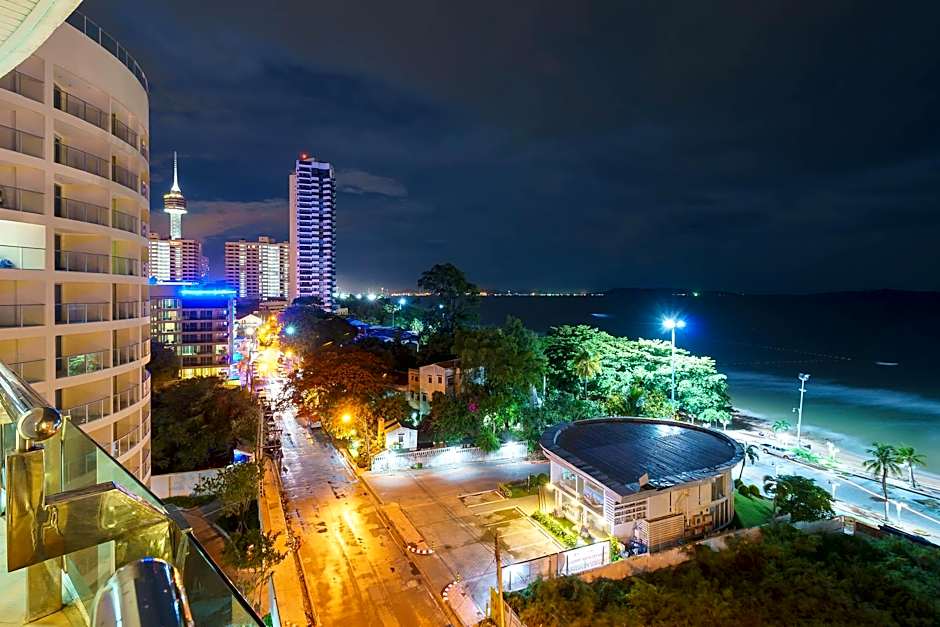 Royal Beach View Suites