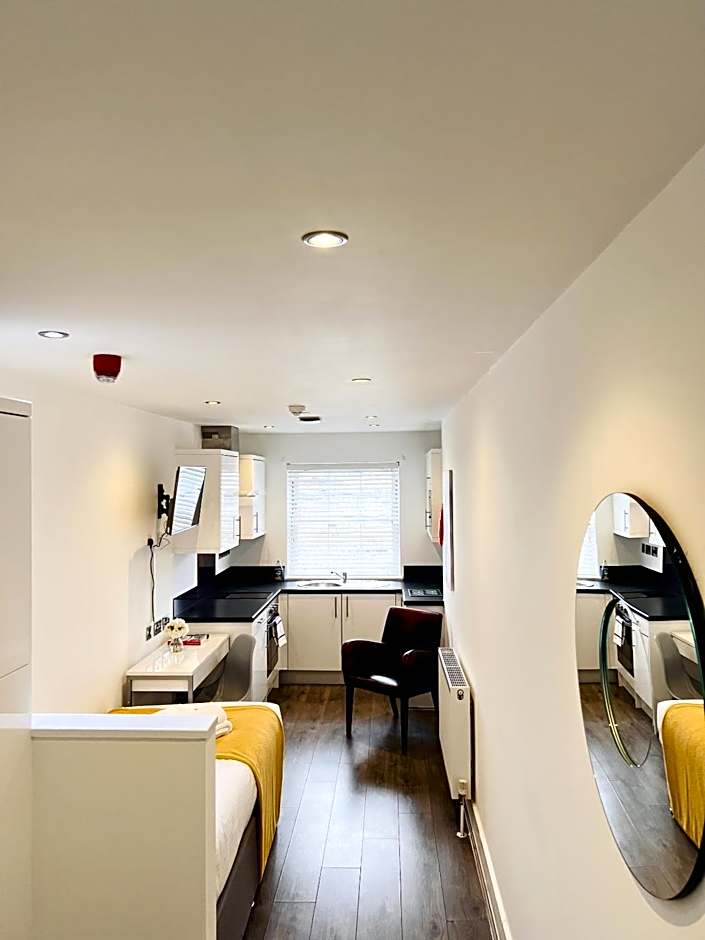 Fox House Studios, City centre Aparthotel