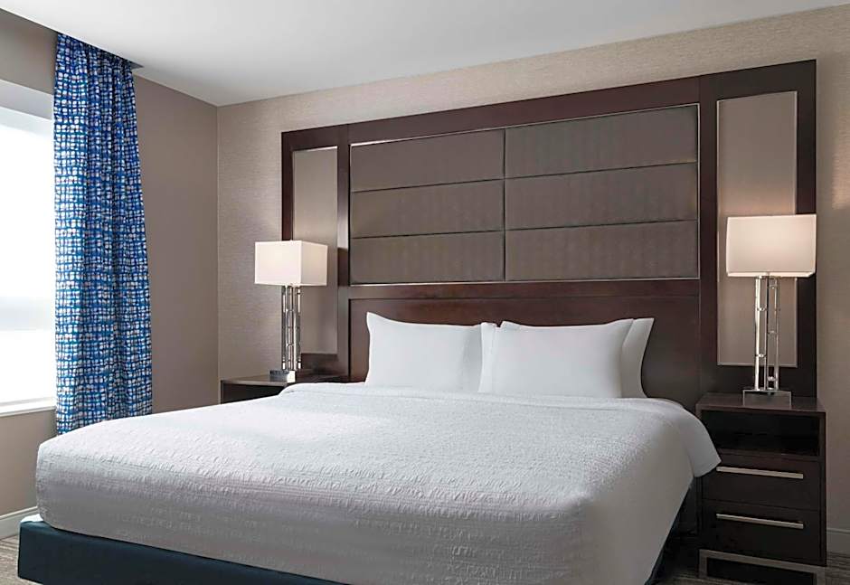 Hampton Inn By Hilton & Suites-Worcester,MA