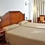 I AM La Posada Hotel and Apartment