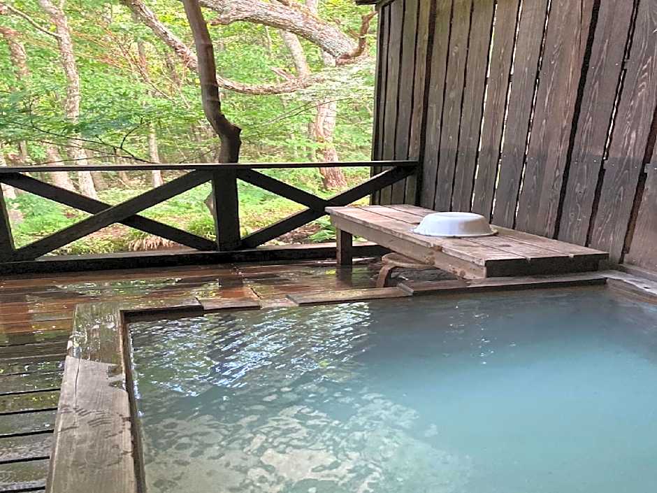 Shinyu Onsen Kurikomaso