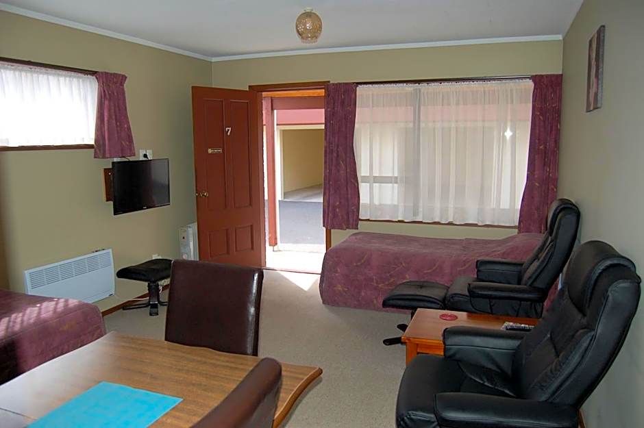 Carisbrook Motel