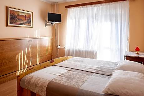 Double Room with Extra Bed