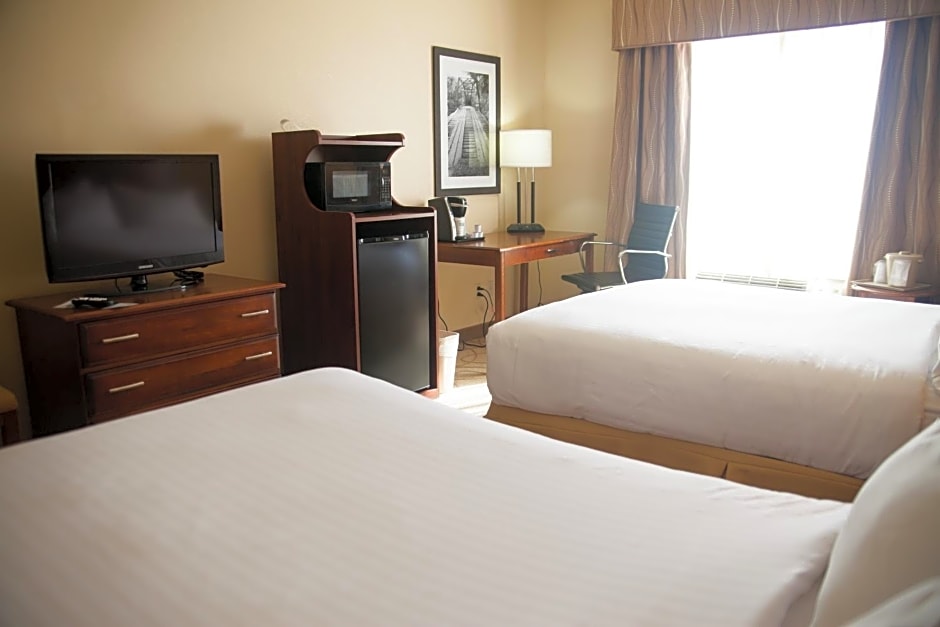 Holiday Inn Express Hotels & Suites Mountain Home By IHG