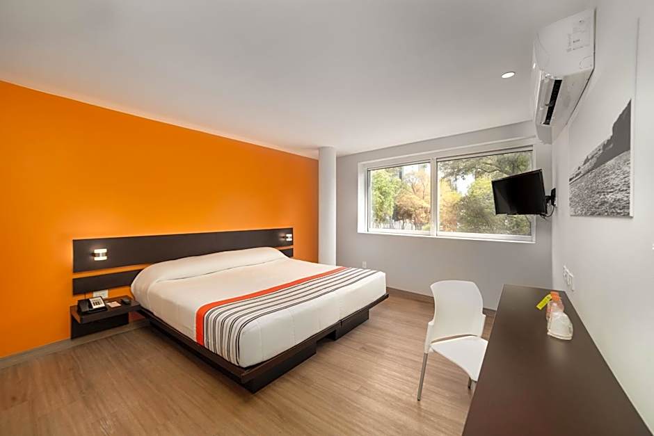City Express Junior by Marriott Ciudad de México Sullivan