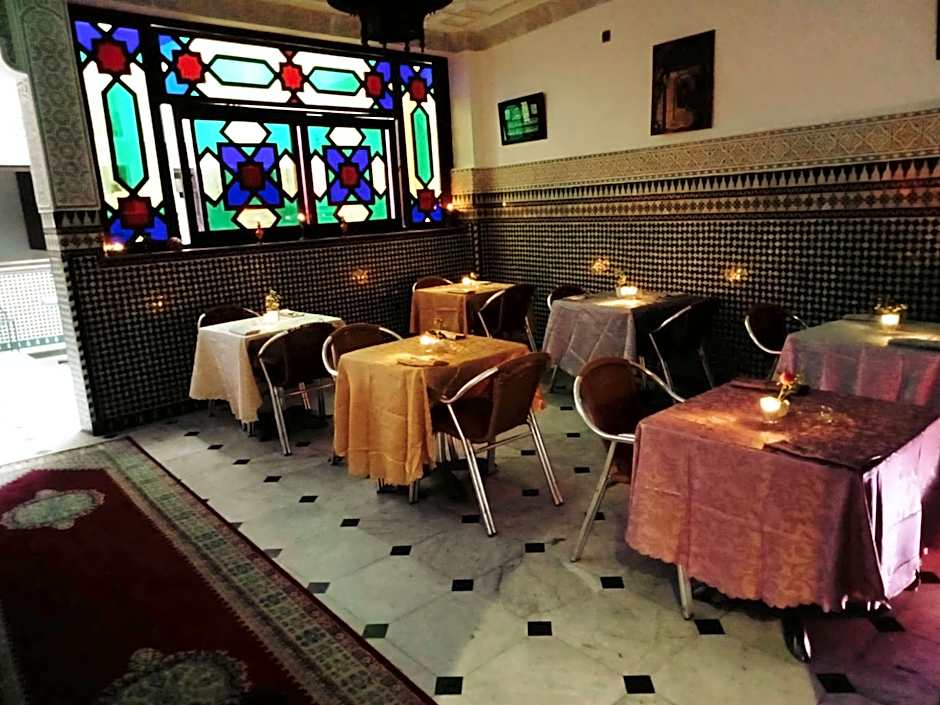 Hôtel Sid El Aidi Médina