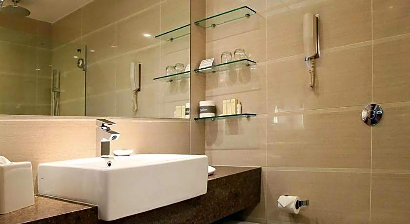 Radisson Hotel Brunei