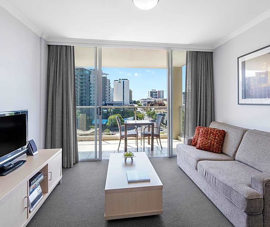 Oaks Brisbane Lexicon Suites