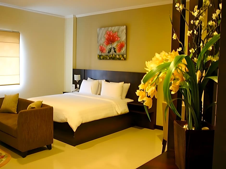 Photo 1 of 2 of Junior Suite