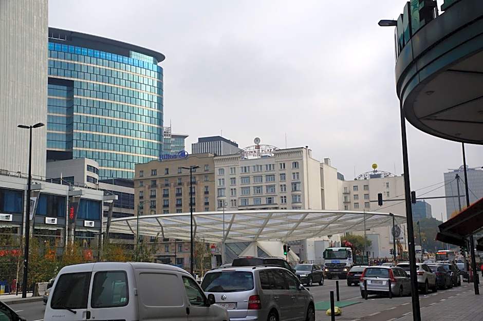 Royal Hotel