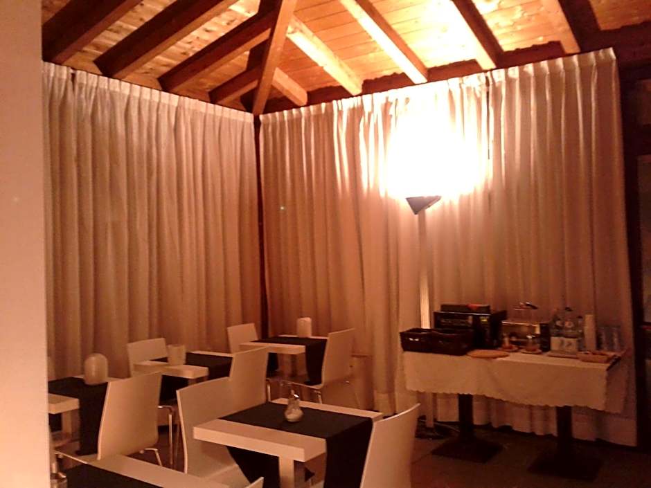 Hotel La Rosta