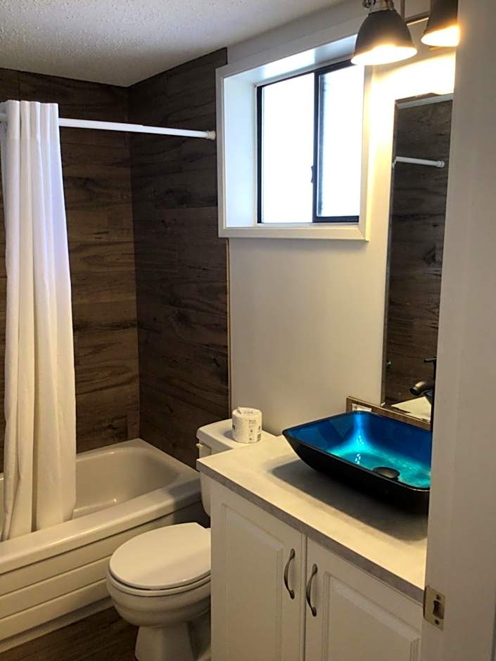 Christina Lake Motel and RV Park