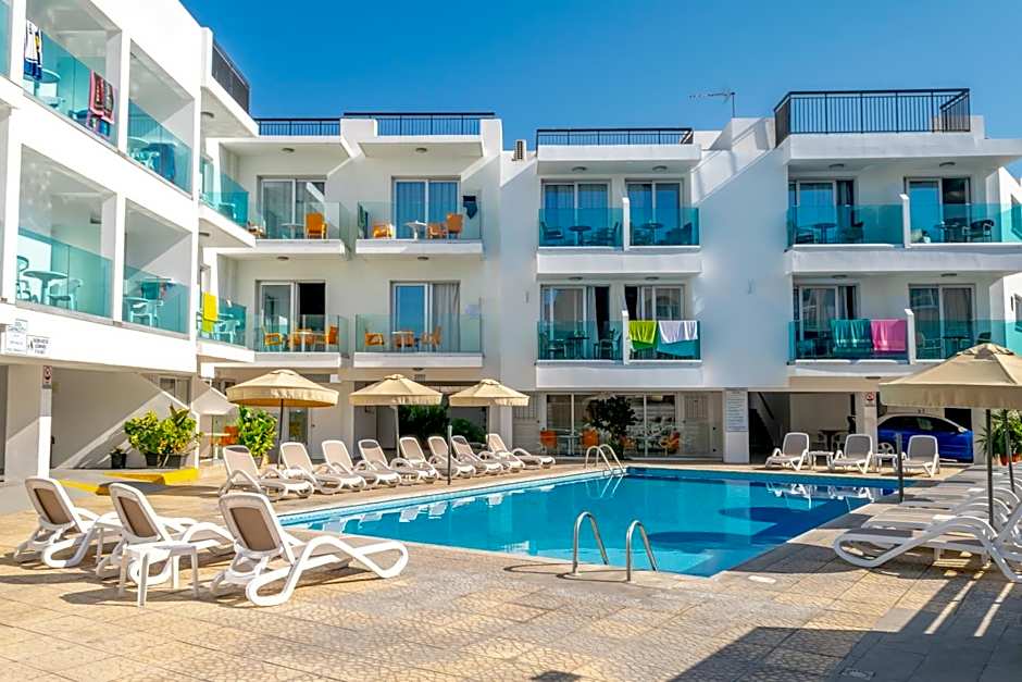 A Maos Hotel Apartments