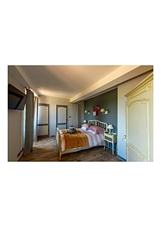 Triple Room with Balcony