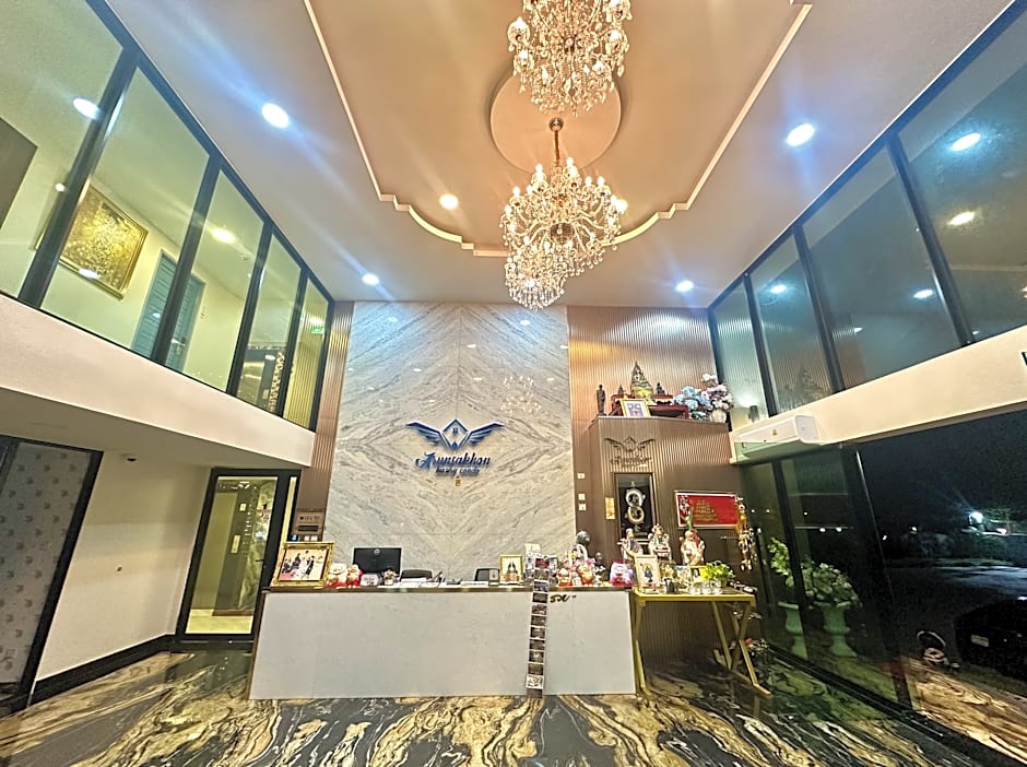 Arunsakhon luxury condo