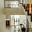 White Wall Riverfront Hotel