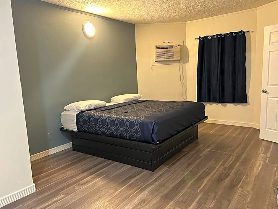 Budget Inn Hollywood