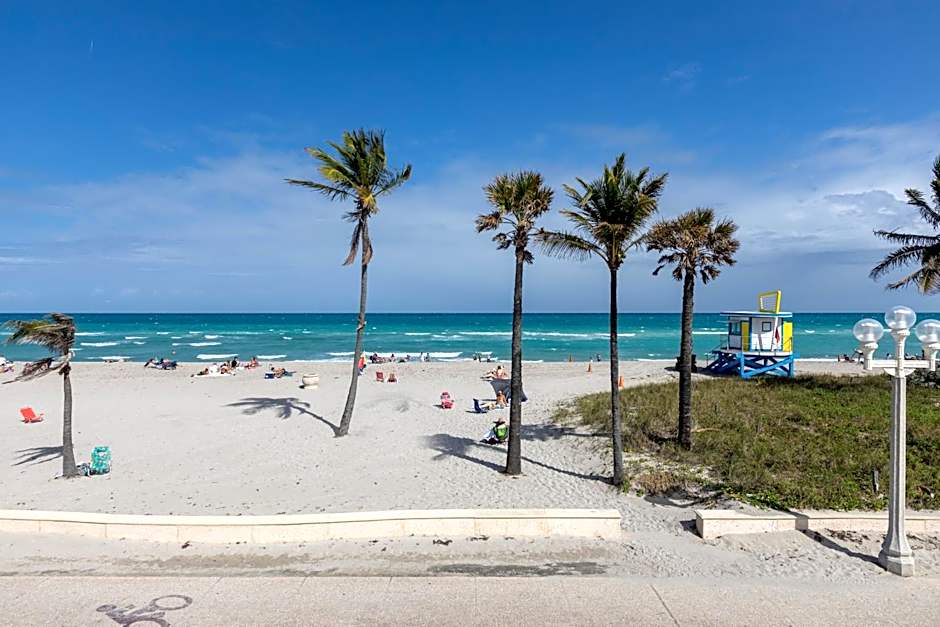 Paradise Oceanfront by HBH